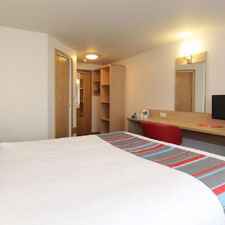 Travelodge Caterham Whyteleafe Warlingham Exterior photo